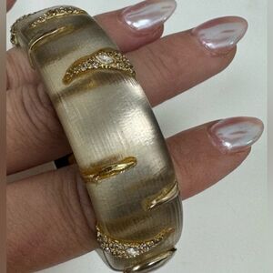 ALEXIS BITTAR HAND CARVED LUCITE AND CRYSTALS HINHED CUFF!!! NWOT!!!